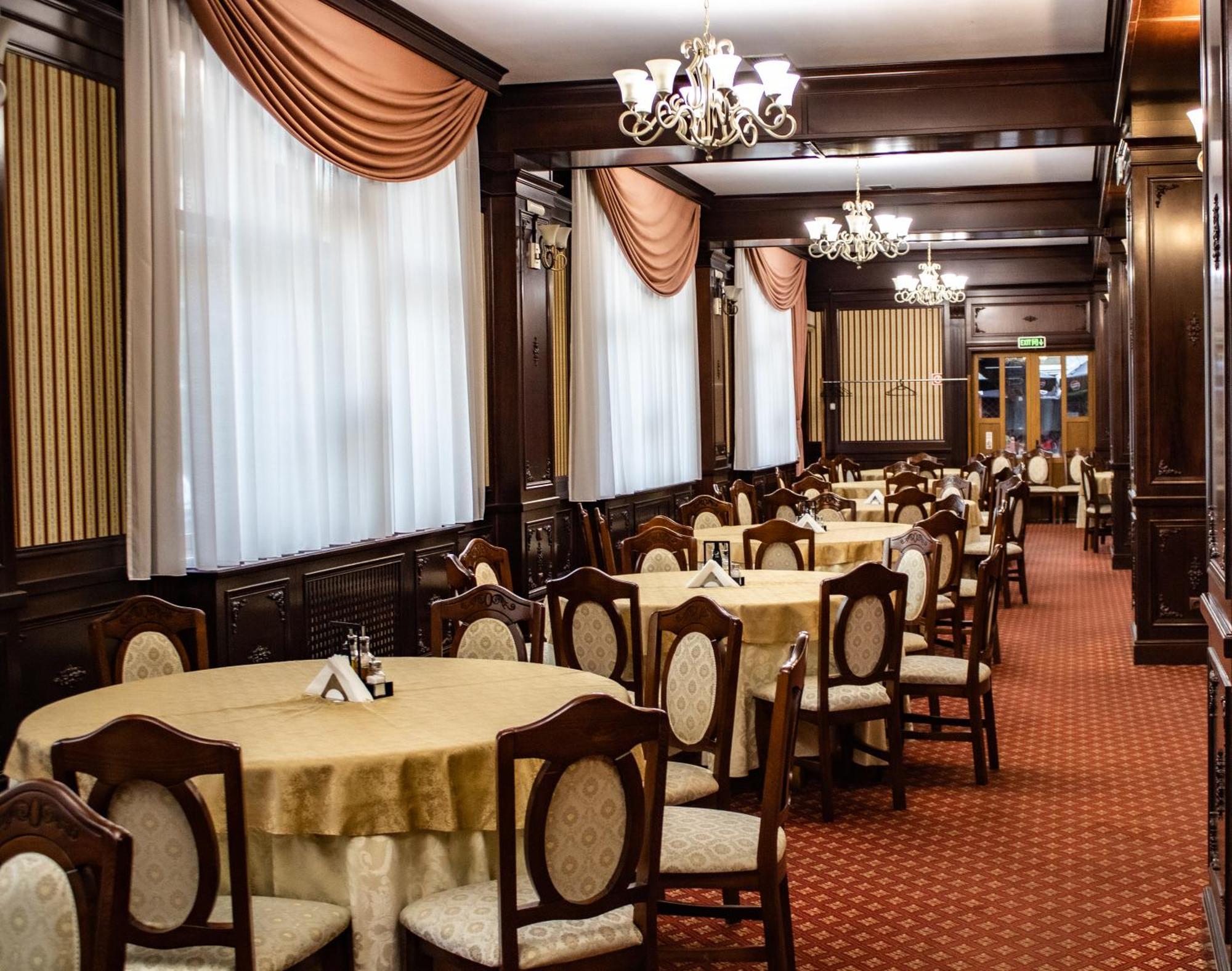 Hotel Rebis Браїла Екстер'єр фото