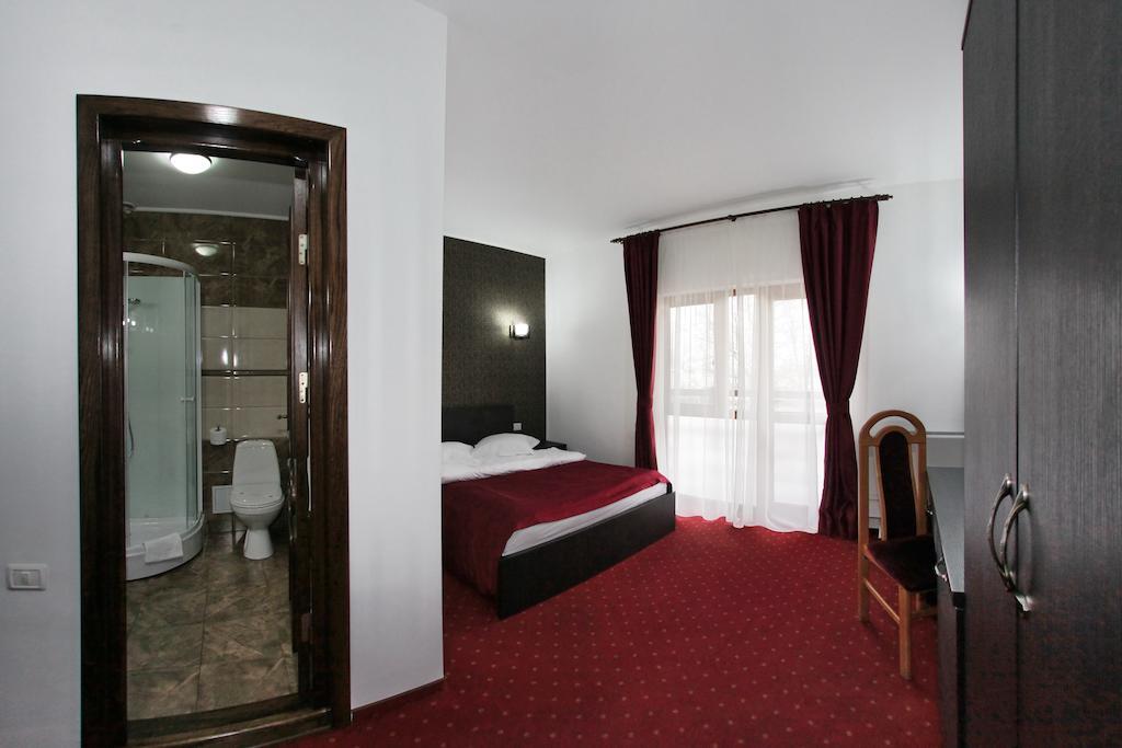 Hotel Rebis Браїла Екстер'єр фото